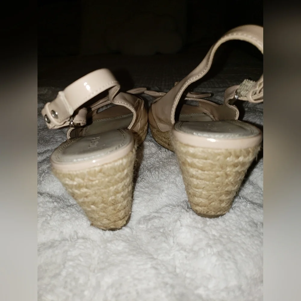 Espadrlle wedges